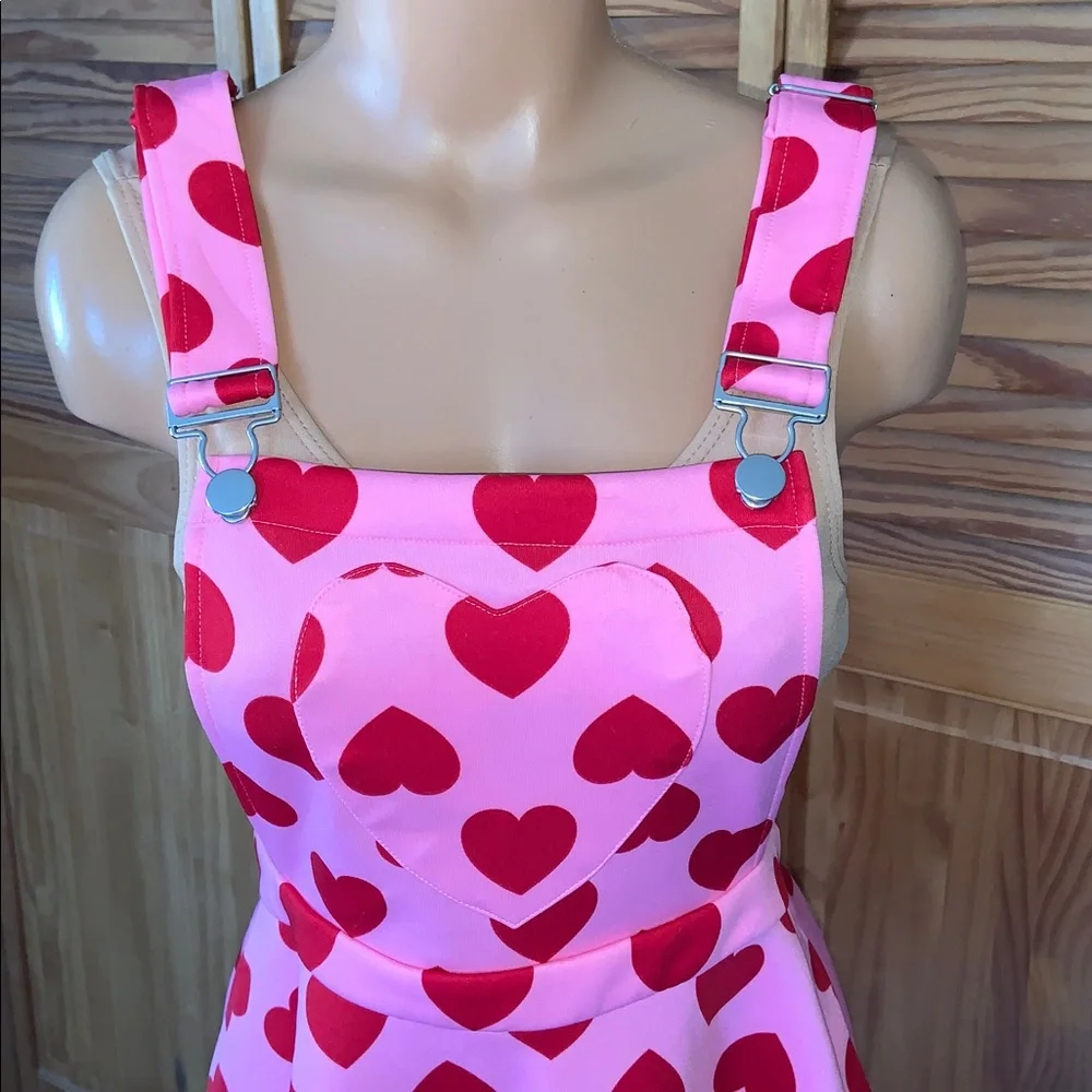 Hot Topic Skirtall Pink Dress with Red Hearts S/M anime cosplay Comic-Con
